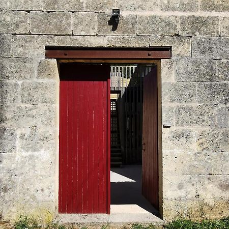 Haux  Gite De Charme Au Coeur De L'Entre-Deux-Mers מראה חיצוני תמונה